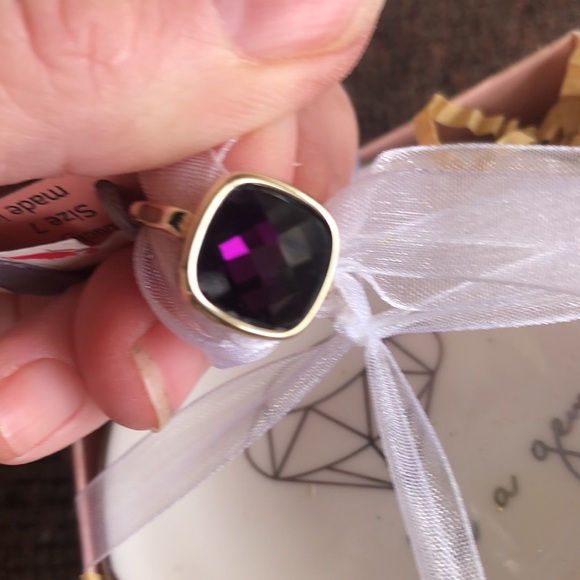 New Sterling Silver plated Zinc Ring in a gift box with a small plate! - Picture 4 of 11